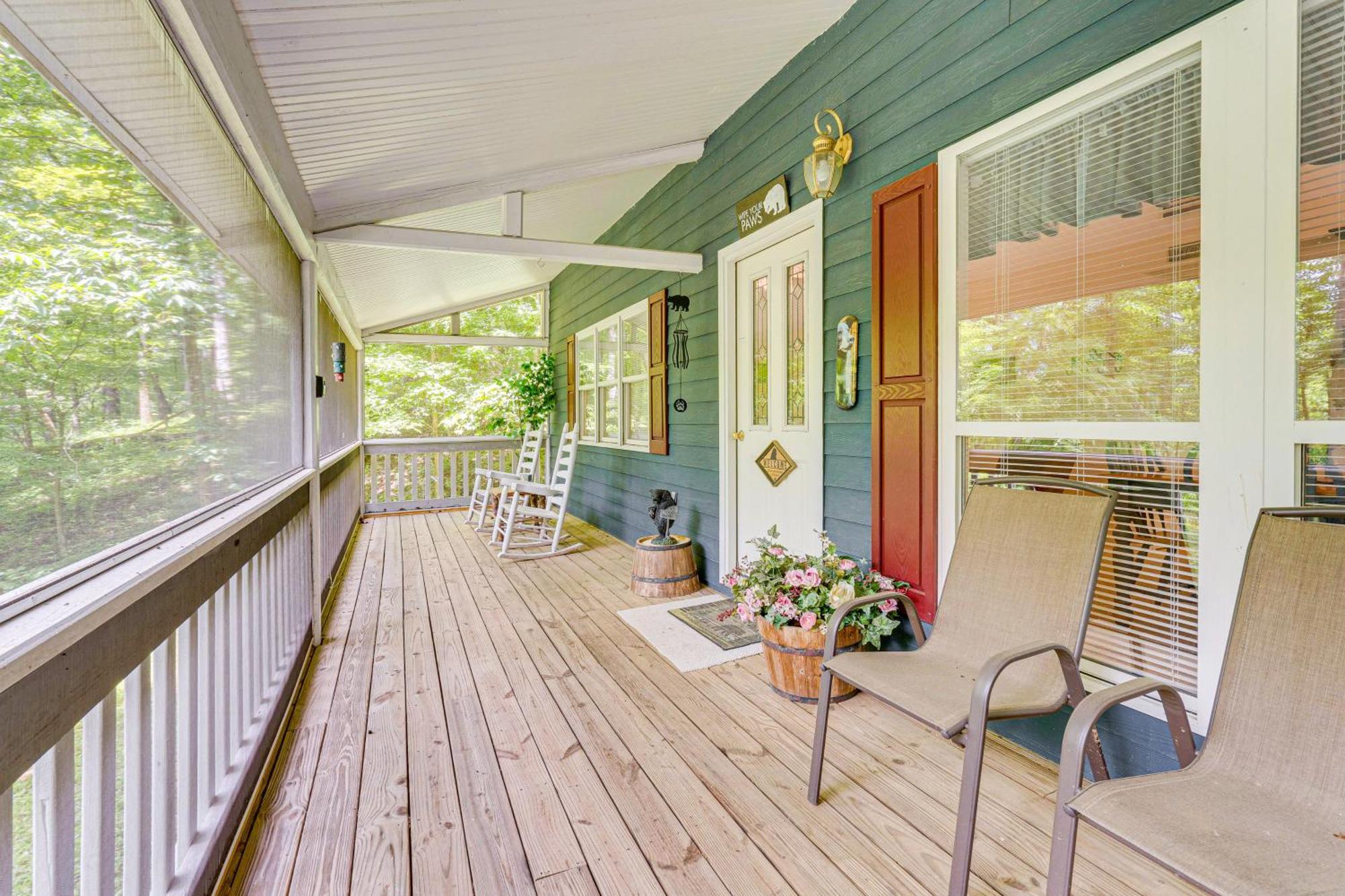 Secluded Cabin With Porch - 7 Miles To Lake Chatuge! Hayesville Exterior foto