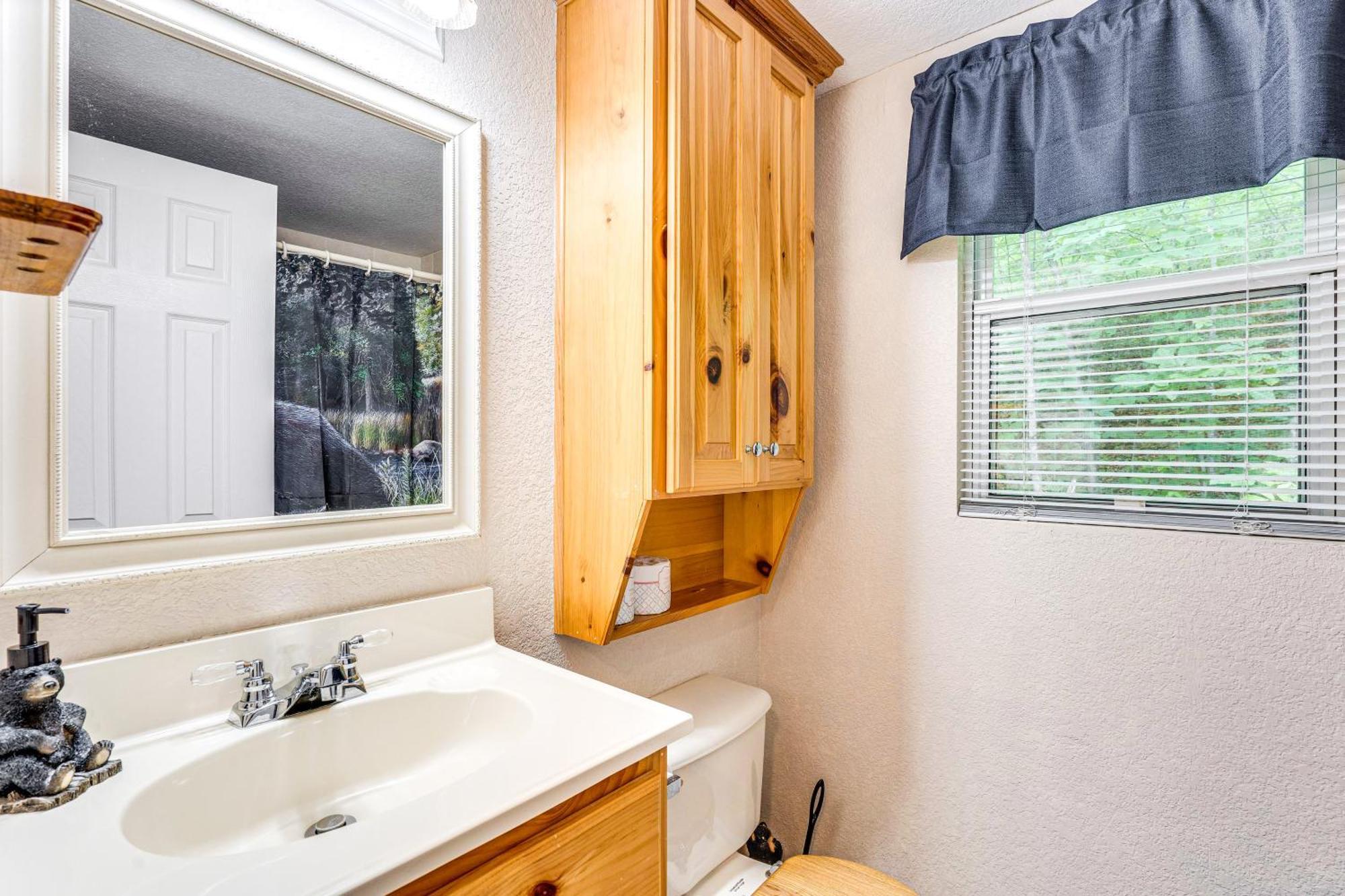 Secluded Cabin With Porch - 7 Miles To Lake Chatuge! Hayesville Exterior foto